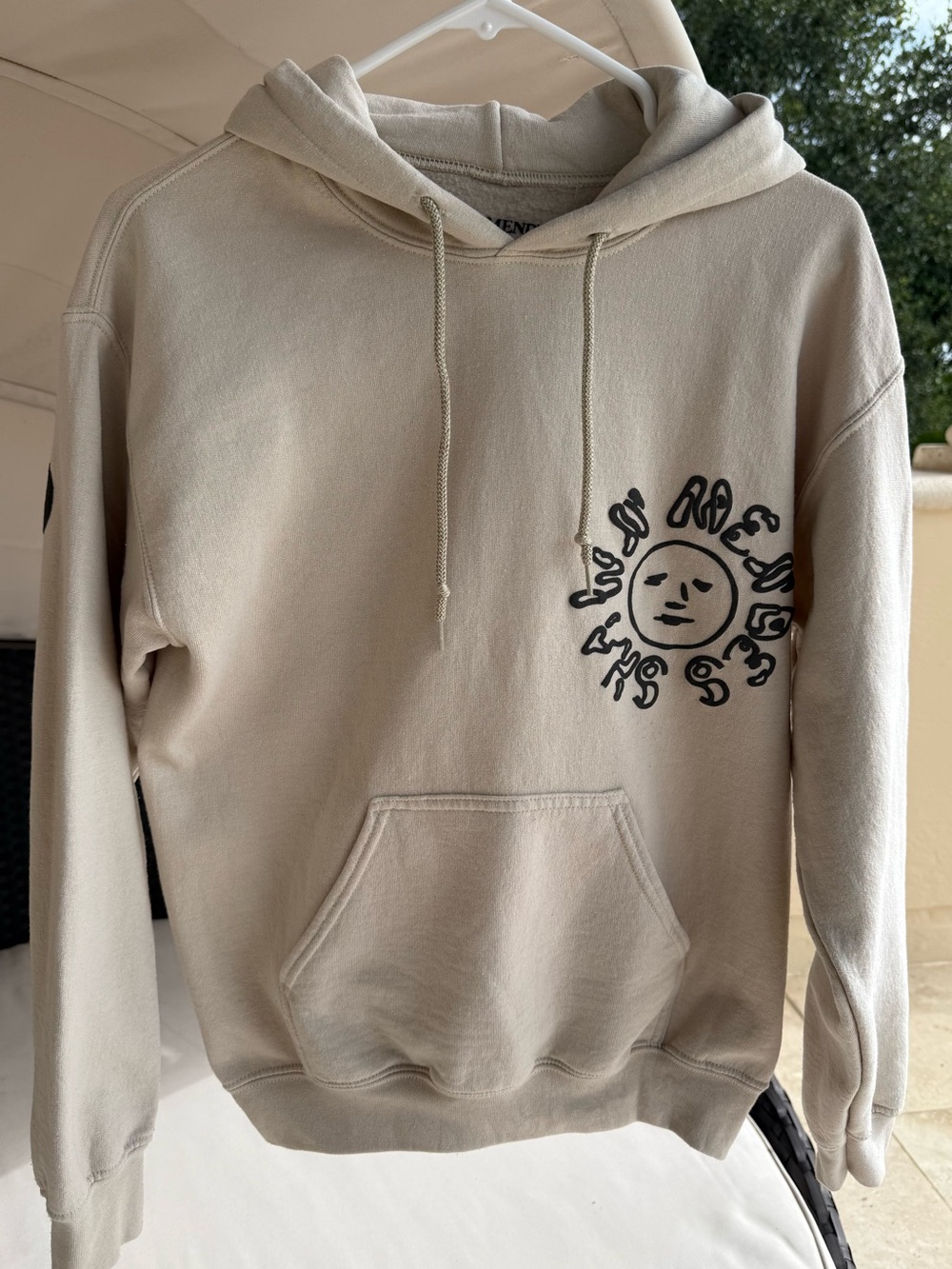 Shawn Mendes Beige size Small pullover sweatshirt Wonder Sun Tour official Merch